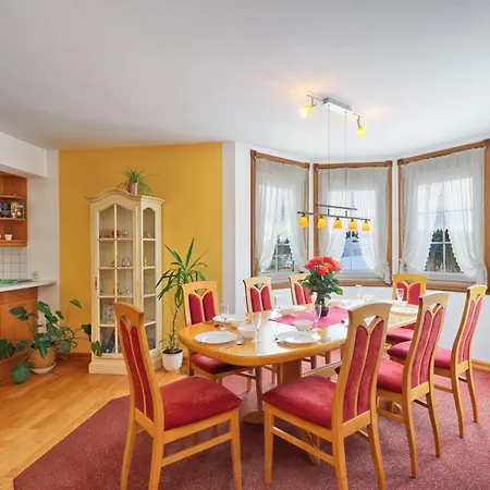 160m² Windrad - Gruppenurlaub Mit Weitblick