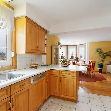 Nyaraló 160m² Windrad - Gruppenurlaub Mit Weitblick